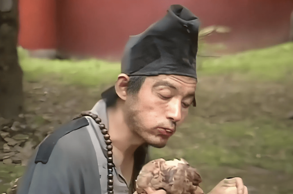 游本昌在1985年主演《濟公》在內地一炮而紅。