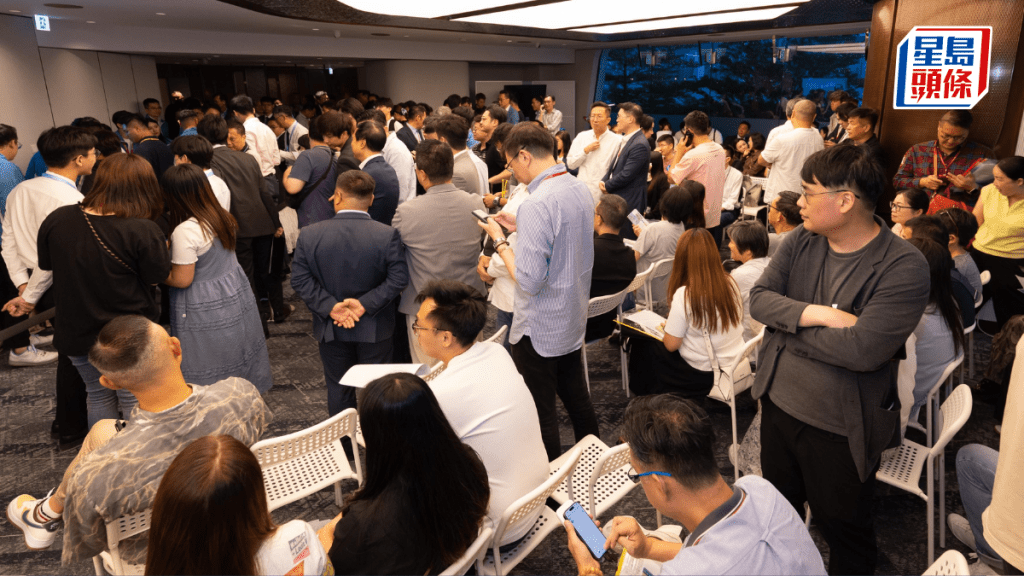 維港‧灣畔首輪發售即日沽約28伙 呎價最高3.18萬