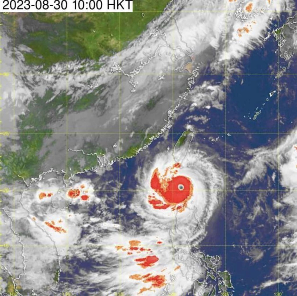 超強颱風蘇拉逐步靠近