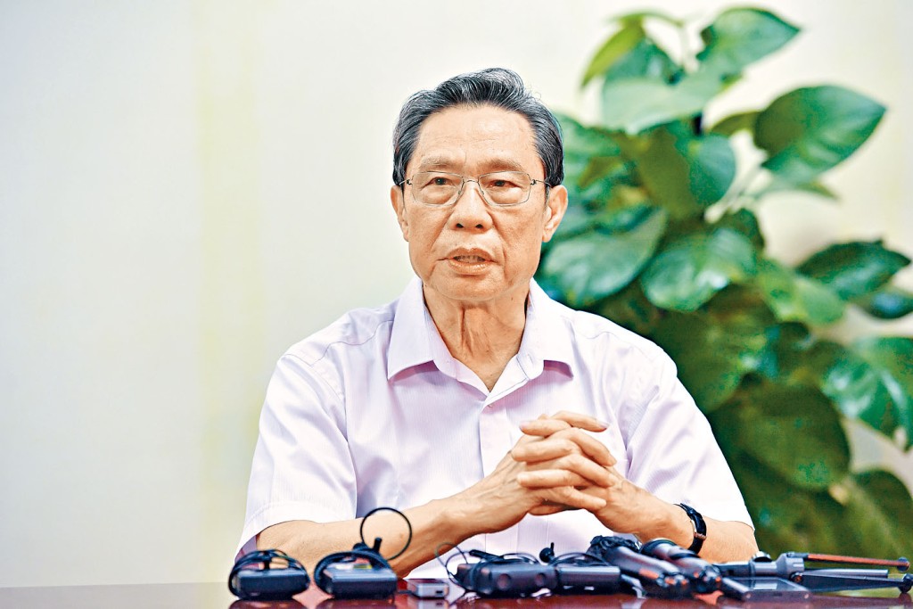 ■本港疫情大反弹，钟南山直指是危险象，认为香港当务之急是再做一次全民检测。