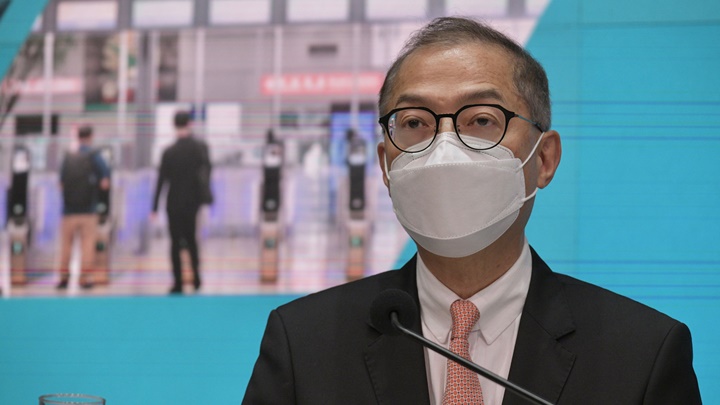 盧寵茂指政府期內今年內提交修例引入非本地牙醫。資料圖片