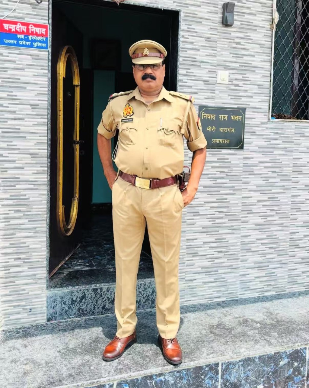 印度警察尼沙德。IG@si_chandradeep_nishad 印度警察尼沙德。IG@si_chandradeep_nishad