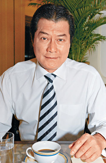 ■鄧光榮在澳門有影響力，他曾主動找華叔幫助營救內地學生。