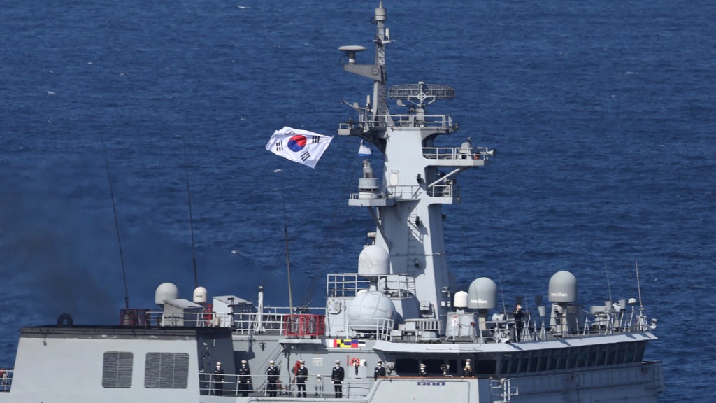 圖為「昭陽號」後勤支援艦。法新社