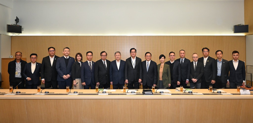 他亦感謝經民聯在這段時間，落力支援居民在物資上的需要。