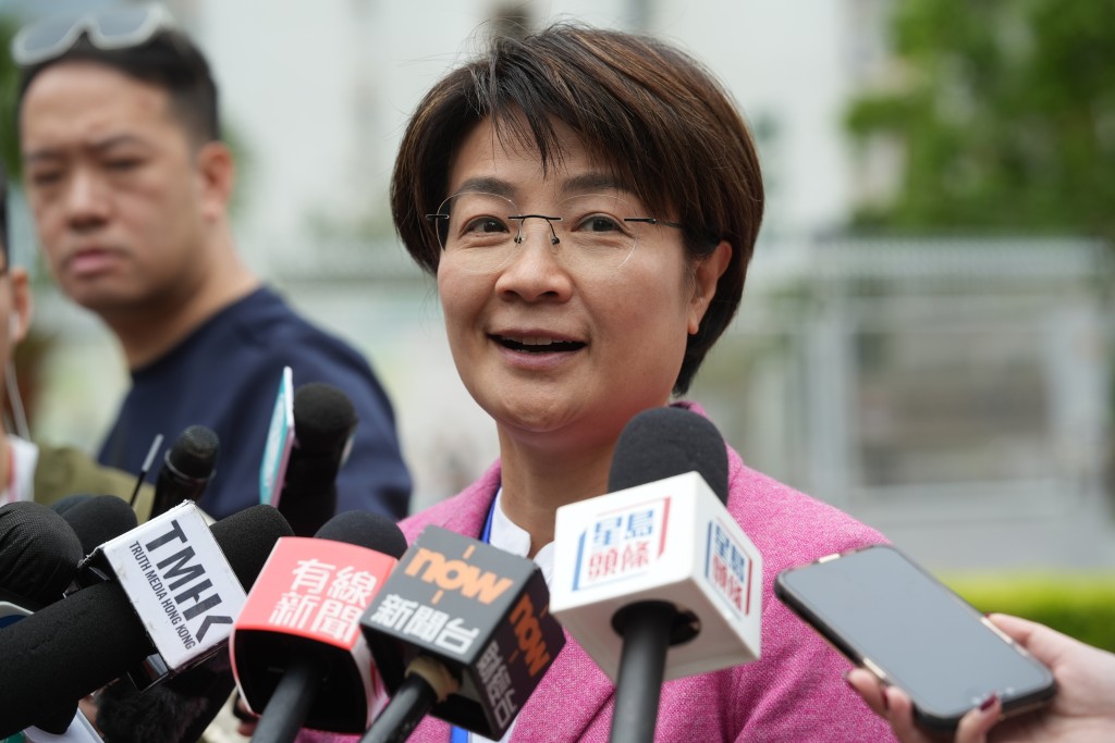 西貢區議員方國珊認為西貢區有些地點接收訊號較弱。資料圖片 西貢區議員方國珊認為西貢區有些地點接收訊號較弱。資料圖片