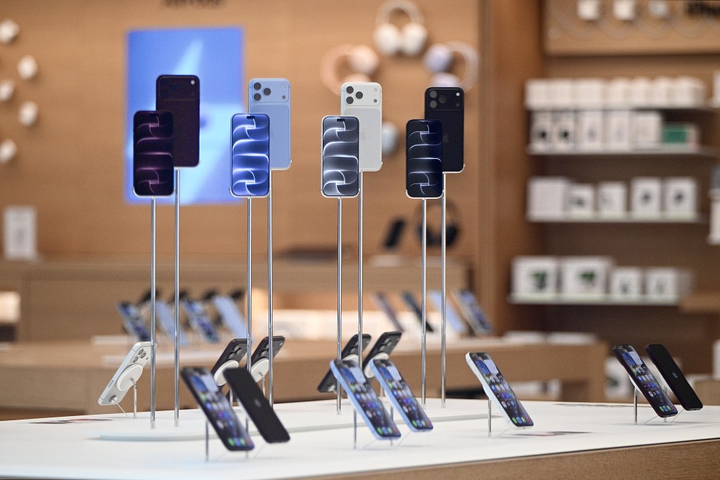 Apple iPhone 18 系列今早（18日）8時開售。