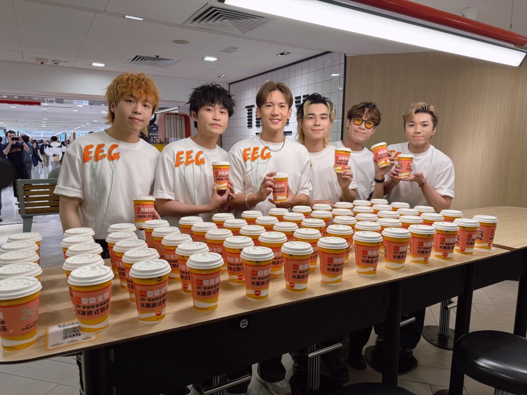 Kenny忍不住漏口风，指嚟紧启德个show自己两日都会出现。