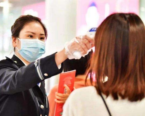 內地海關表示入境隱瞞疫情者最高罰3萬,情節嚴重更會追究刑責。(網圖)