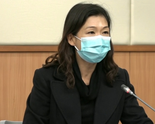 何婉霞指再多一名病人離世。港台截圖