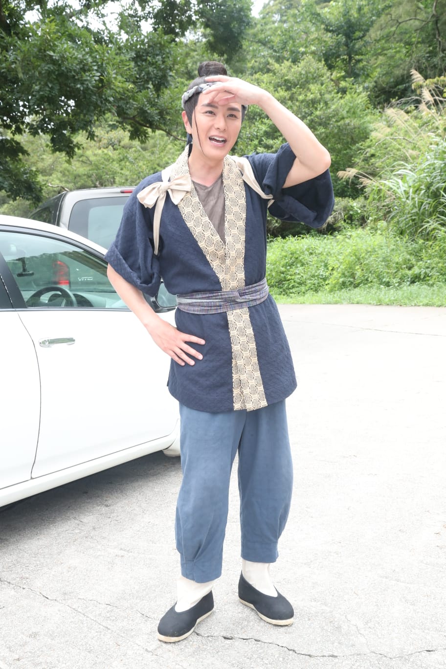 阿蕭一方面催婚叫湯馬今年搞埋佢,之後又說二人行吓先。