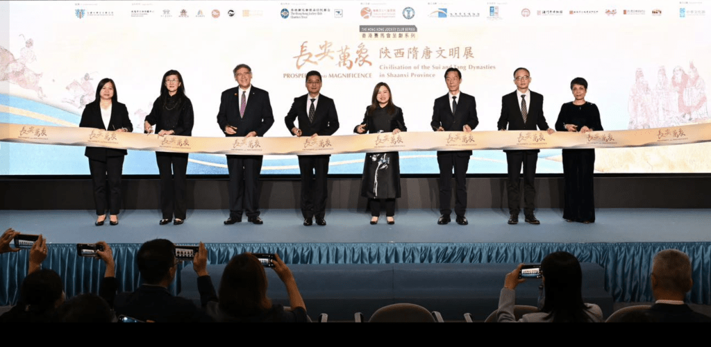 文化體育及旅遊局局長羅淑佩在社交平台發文，指康文署轄下的博物館近日不斷推出新展覧，這個五一黃金周假期巿民和旅客都不愁沒有好去處，呼籲大家千萬別錯過。