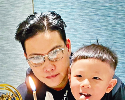 Jazz為爸爸生日親手畫生日卡,蘇永康即時冧到暈!
