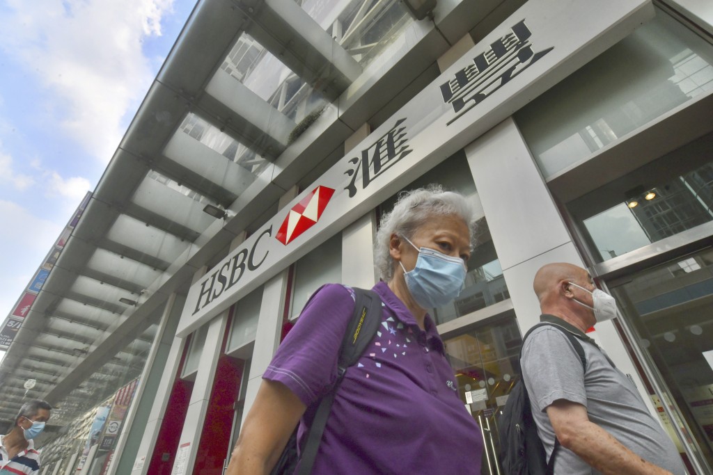 有62％受訪市民會以年金、銀色債券、人壽保險等理財產品，作為退休後的收入來源。