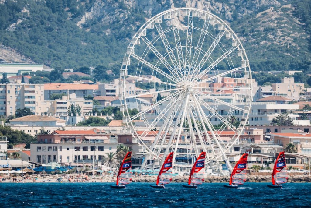 巴黎奥运滑浪风帆赛事。 World Sailing图片