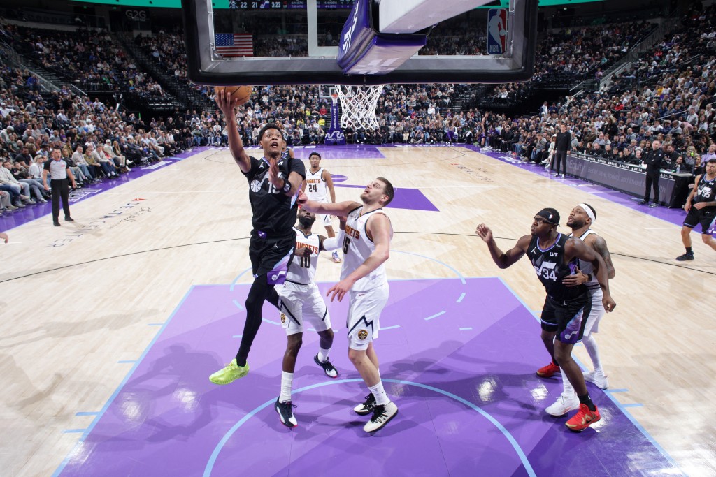 金块才以 128:125 击败爵士,终止了近期的颓势。法新社 金块才以 128:125 击败爵士,终止了近期的颓势。法新社