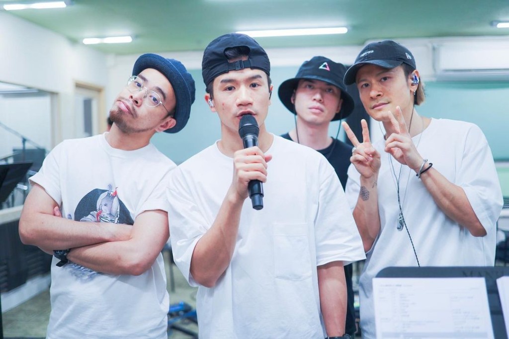 C AllStar。