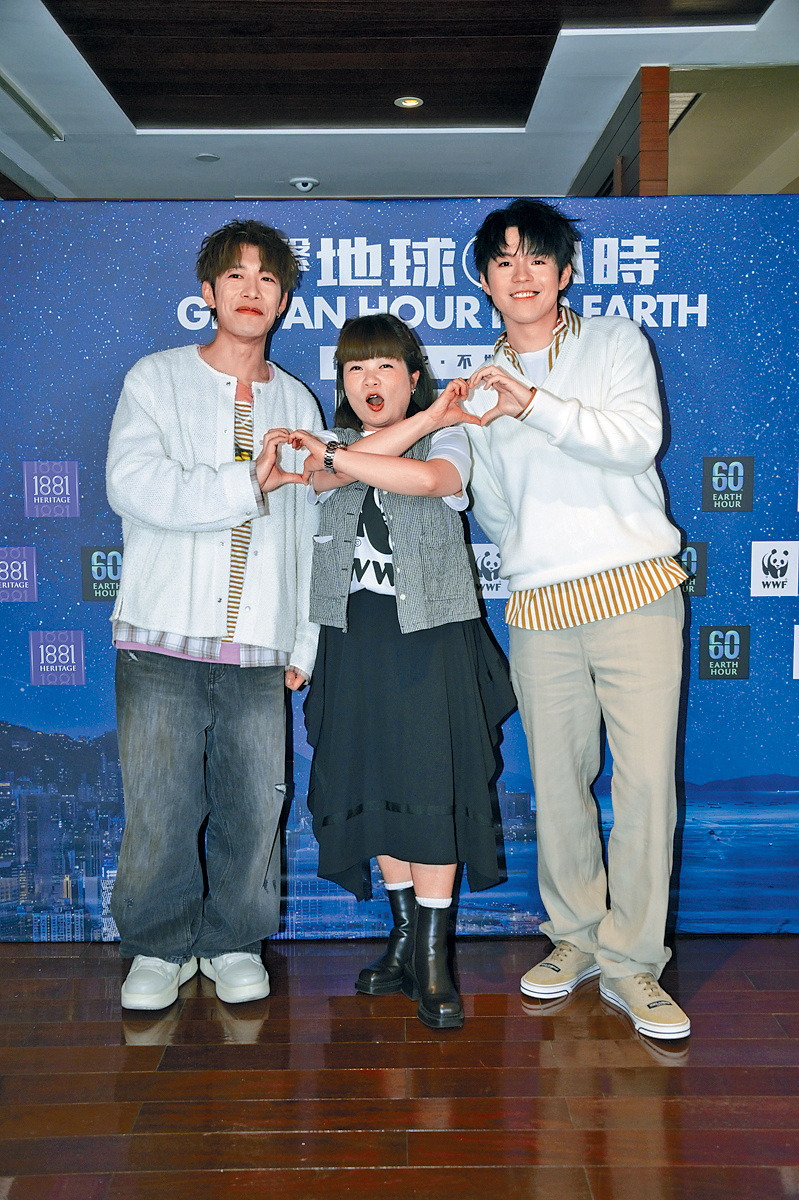 Ian（右）、洪嘉豪（左）在活動上與主持人阮小儀暢談。