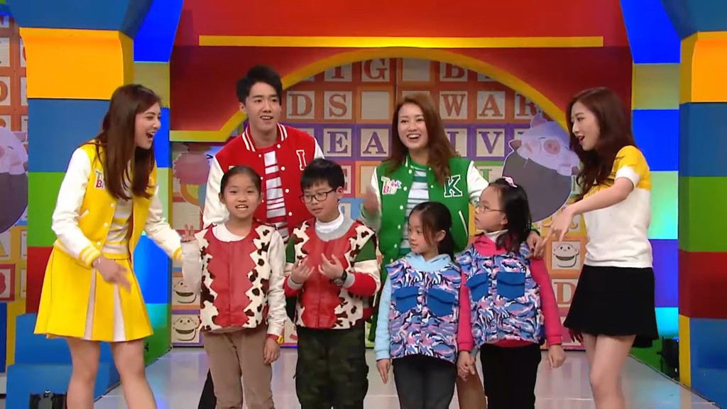 落選後馬俊傑被邀簽約TVB，曾擔任兒童節目《Think Big天地》主持之一。
