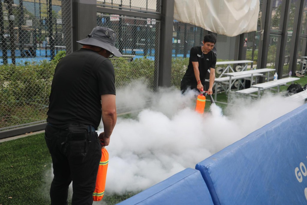 演習模擬GO PARK舉行足球比賽期間，一架進行現場直播的無人機突然失控墜落觀眾席並爆炸起火，造成多人受傷及現場混亂。