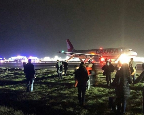 出事的是一架勞達航空公司 A320 空中巴士。網圖