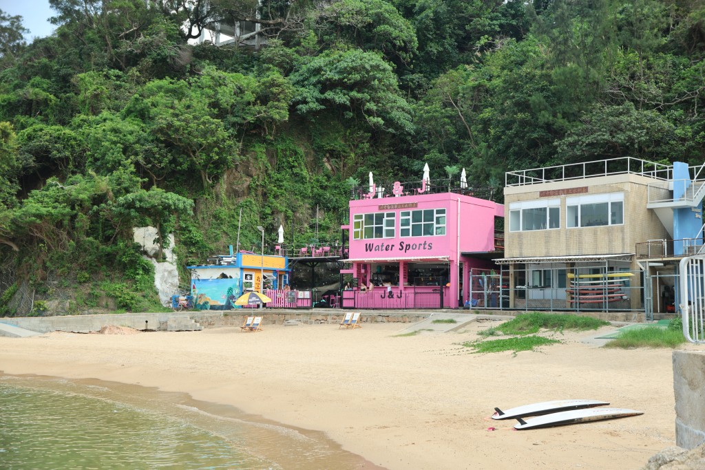 粉紅色外牆小屋打卡位。