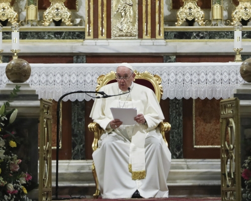 教宗今趟行程盼拉近天主教與東正教的關係。美聯社圖片