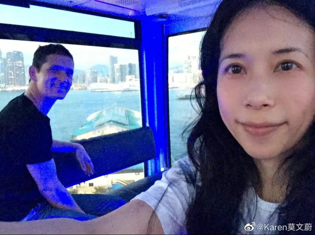 莫文蔚兩公婆好投契。