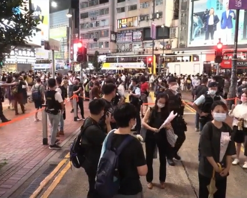 網上有人號召悼念刺傷警員的兇徒。警方FB截圖