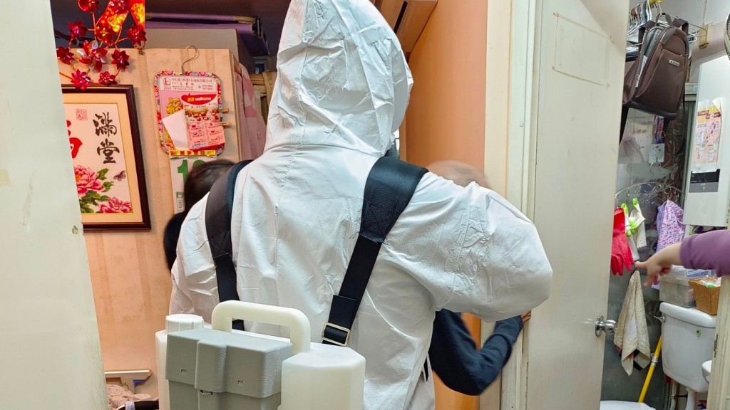銀杏館日前為該家庭的單位進行家居噴霧消毒。銀杏館FB