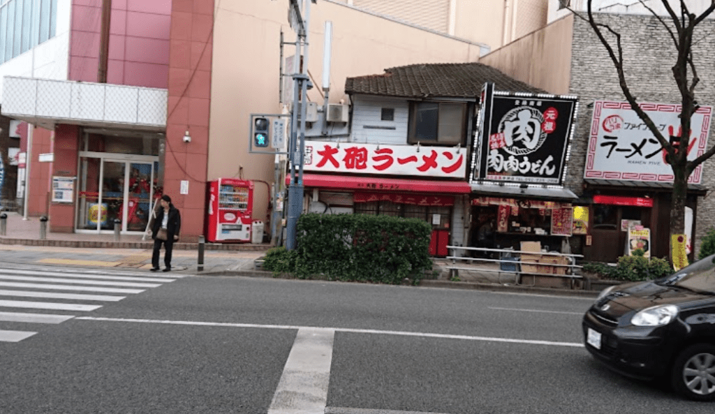 该拉面店位于日本九州福冈。