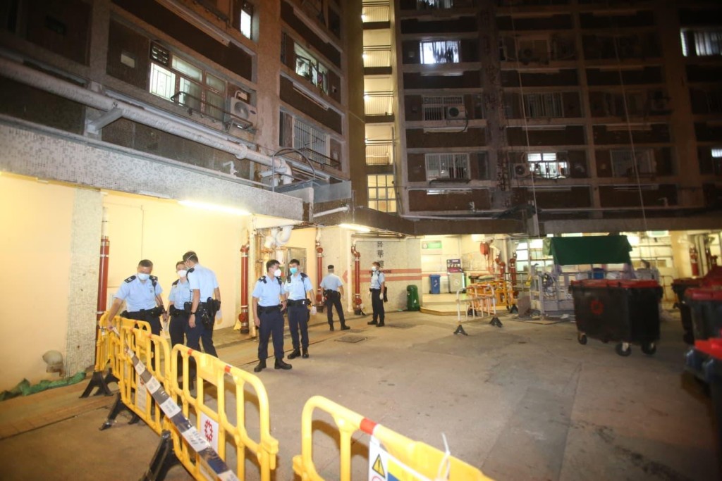 警方封鎖現場進行調查。曾志恒攝 警方封鎖現場進行調查。曾志恒攝