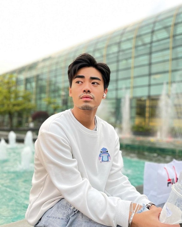 陳戩浩於TVB代表作不多。 陳戩浩於TVB代表作不多。