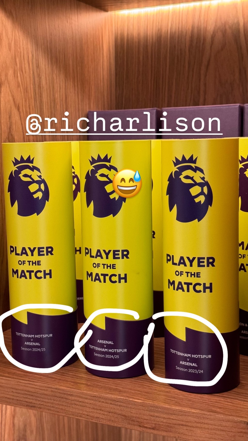 香港足球盛會2025｜熱刺李察利臣曬捧盃相網上挑釁阿仙奴馬加希斯隔空互窒