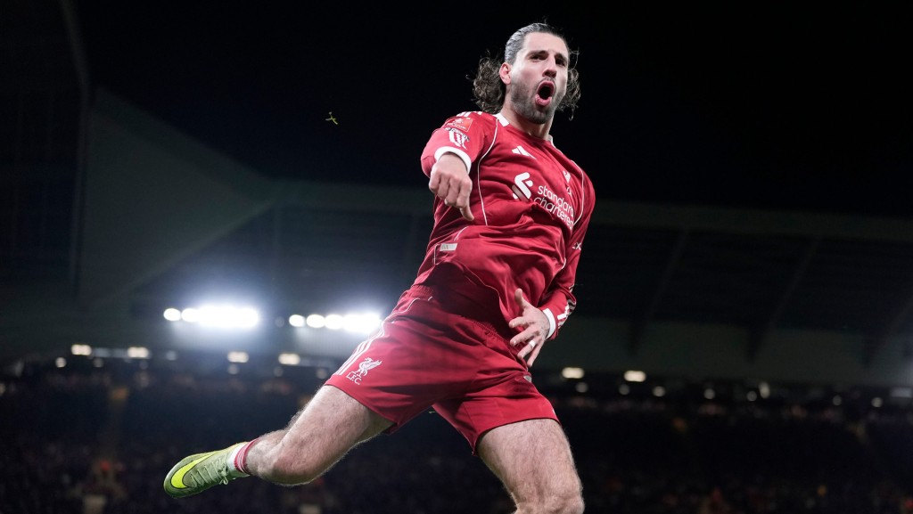 利物浦通天老倌蘇保斯拉爾隨時再施百步穿揚妙技。美聯社