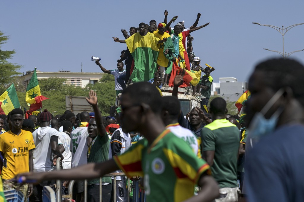 塞內加爾首奪非洲國家盃，舉國歡騰。