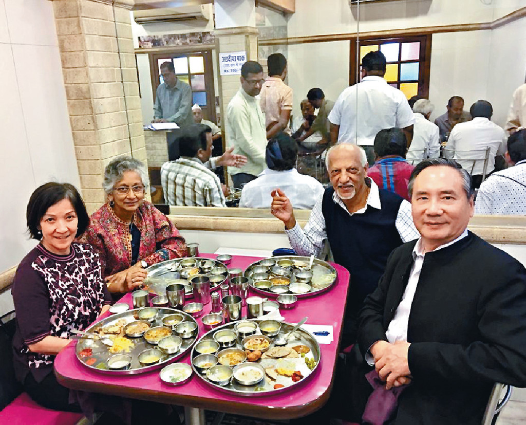 ■跟舊同事鮑文夫婦在孟買午餐