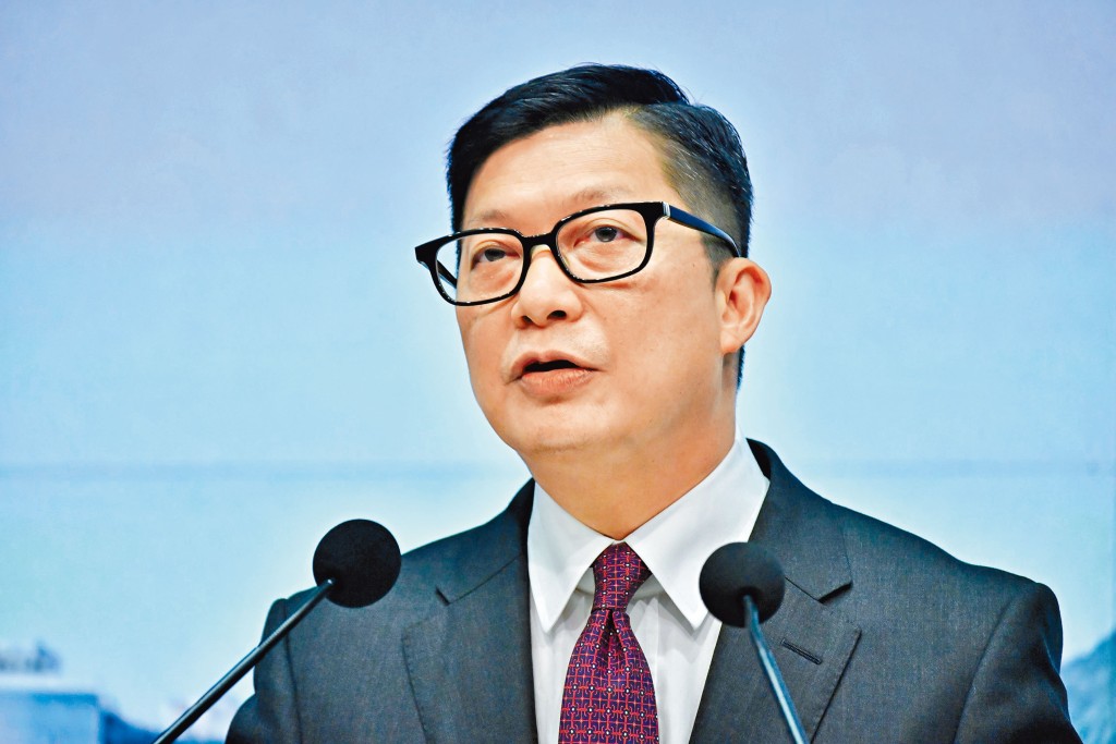鄧炳強批評Google拒絕將正確國歌置頂，指港府會用一切方法更正。