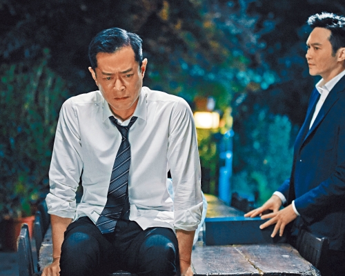 古天樂在戲中面對身邊人喪命,亦不禁落下男兒淚。