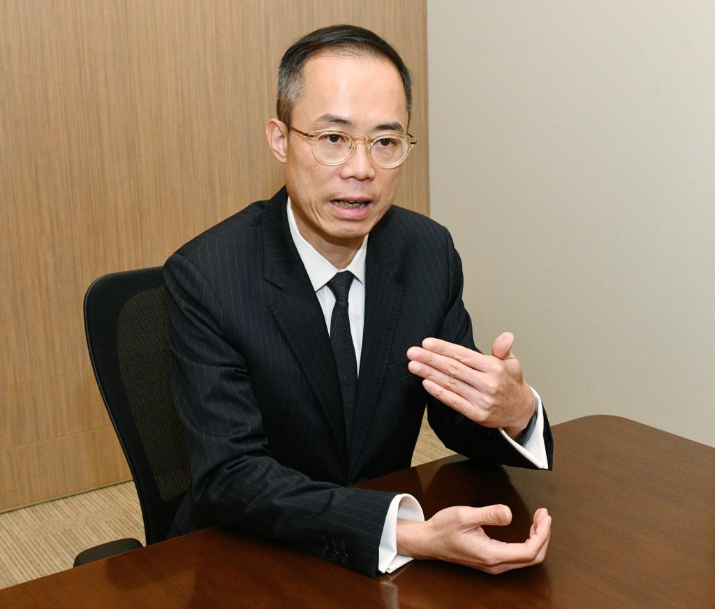嘉里湯耀宗表示,海盈山4B期屬黃竹坑壓軸一期項目,採惜售及重價不重量策略。 嘉里湯耀宗表示,海盈山4B期屬黃竹坑壓軸一期項目,採惜售及重價不重量策略。