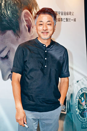 张松枝在《犯罪现场》只得几个镜头，但要拍足几晚。