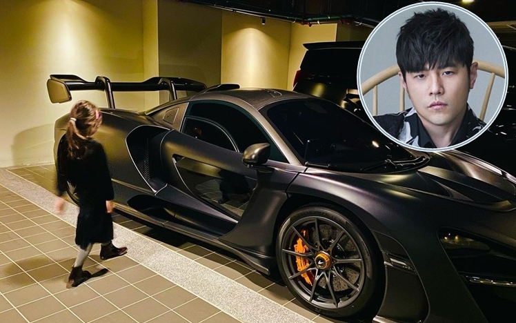 周杰倫難得晒囡囡的照片,更順便晒他價值約1,700萬港元的名車。