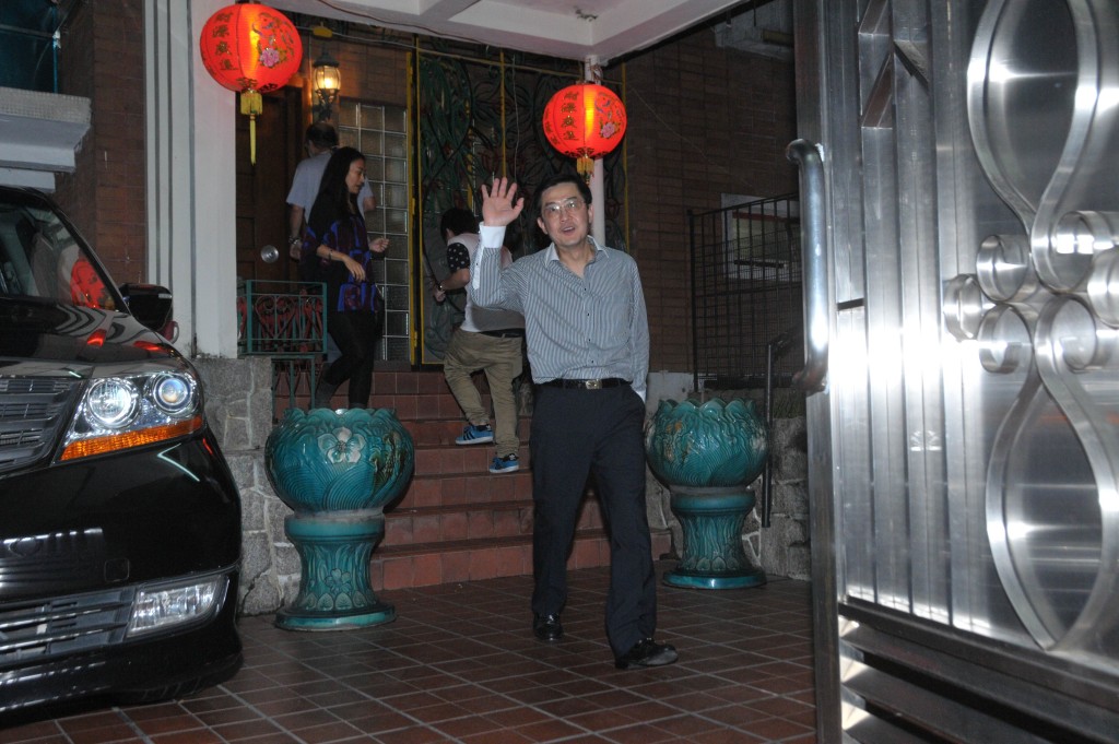 陳凱琳的娘家位於九龍塘、市值逾億元的獨立屋。