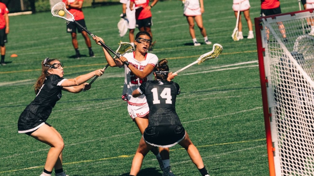 港隊(白衫)打入棍網球世錦賽16強。 香港棍網球總會圖片