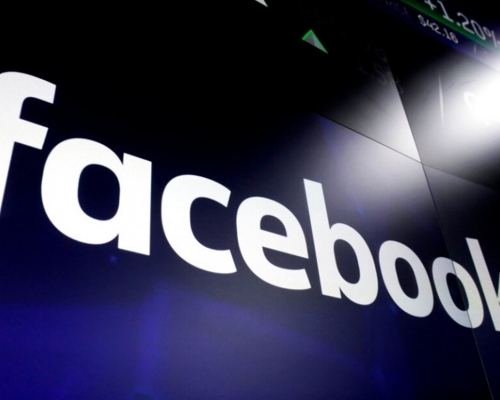 Facebook宣布不再移除新冠病毒屬人為製造言論。AP圖片