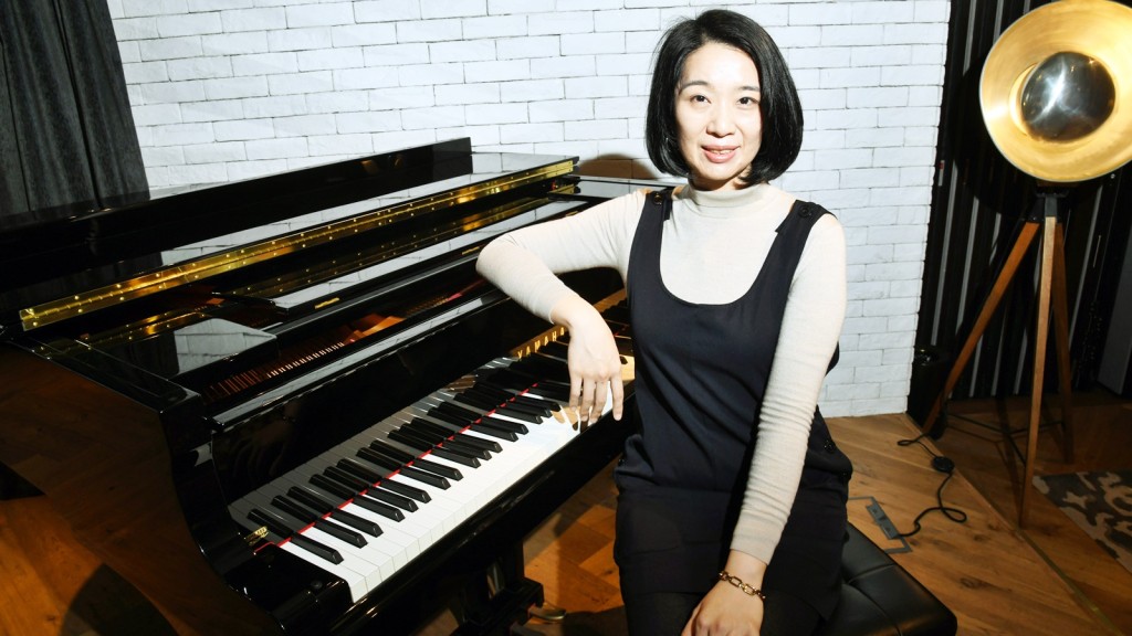 青年鋼琴家查海倫。