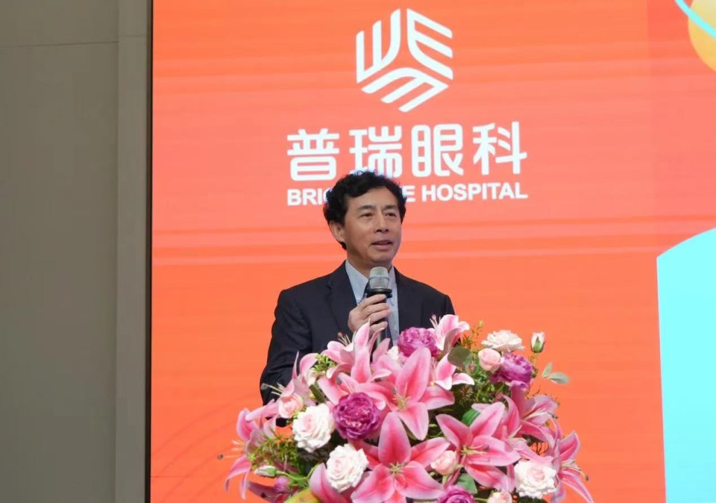 普瑞眼科大灣區副總院長兼深圳區總院長、深圳普瑞星耀眼科醫院院長鐘敬祥。 普瑞眼科大灣區副總院長兼深圳區總院長、深圳普瑞星耀眼科醫院院長鐘敬祥。