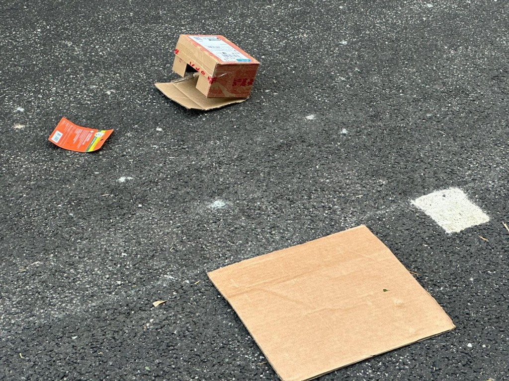 觀塘今晨（22日）發生嚴重交通意外，一名老婦於清晨6時許在嘉樂街3號對開懷疑過馬路期間，被一輛駛經的私家車撞倒。蔡楚輝攝