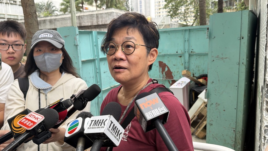 宏仁閣8樓居民李太。梁國峰攝