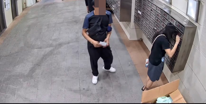 3名男女在於屯門恆威工業中心的信箱偷走多封信件。soule.doro@Threads影片截圖